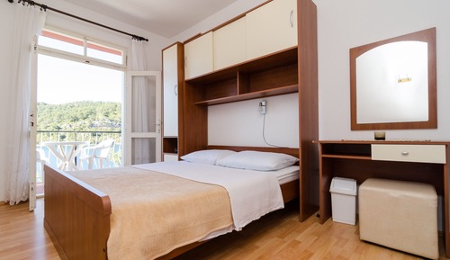 Habitación básica, 1 cama de matrimonio, balcón, vistas al mar