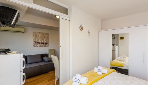 Apartamento, 1 habitación, balcón, vistas al mar