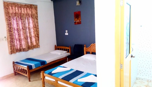 Habitación familiar, vistas al jardín
