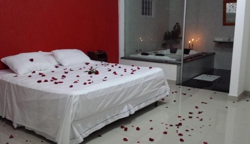 Habitación presidencial, 1 cama de matrimonio grande, vistas a la piscina