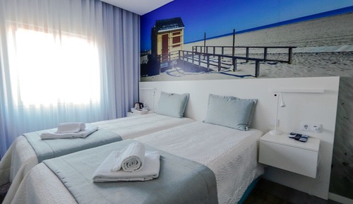Habitación estándar con 1 cama doble o 2 individuales