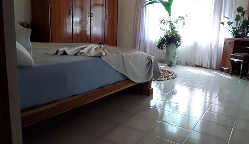 Habitación Deluxe con 1 cama doble o 2 individuales, 1 cama de matrimonio grande, fumadores