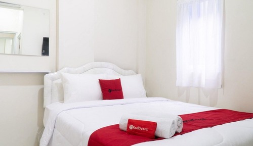 Habitación doble (Reddoorz)