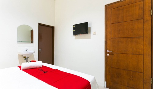 Habitación doble (Reddoorz)