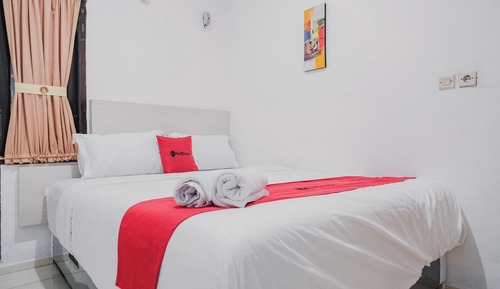 Habitación Deluxe (Reddoorz)