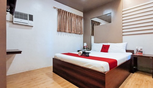 Habitación doble (Reddoorz)