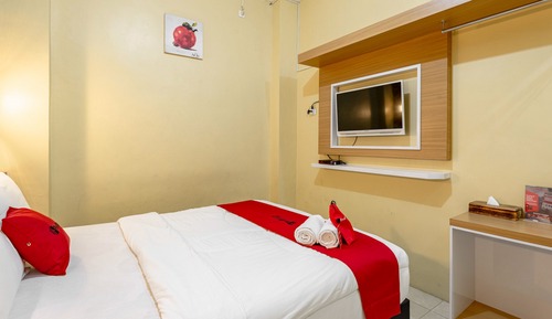 Habitación doble (Reddoorz)