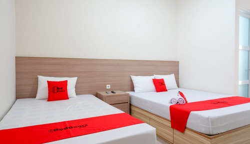 Habitación familiar (Reddoorz)
