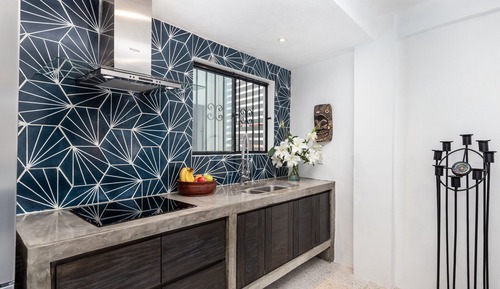 Cuale Condos 1 Bedroom #304 Romantic Zone