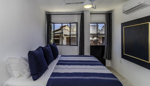 Cuale Condos 1 Bedroom #403 Romantic Zone