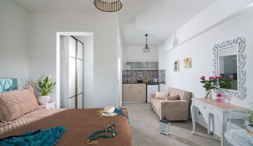 Habitación superior, vistas parciales al mar