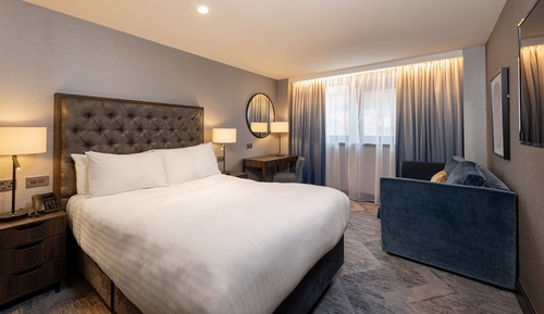 Habitación estándar, 1 cama de matrimonio con sofá cama