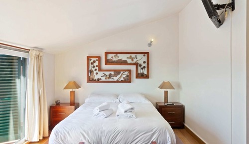 Apartment (2 Bedrooms)
