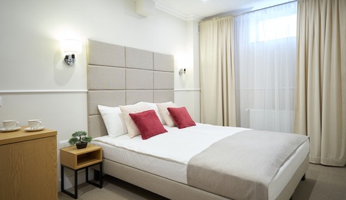 Habitación económica, sin ventanas