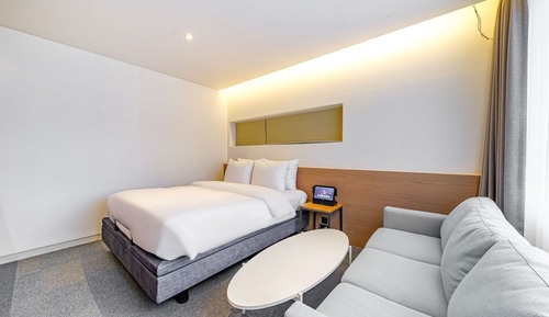 Superior Double Terrace - OTT services free viewing, Latex motion bed, Bathtub, Safe, Free parking