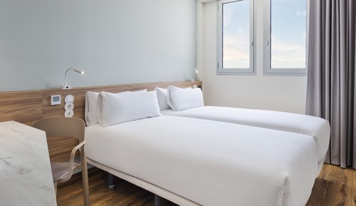 Habitación estándar con 2 camas individuales