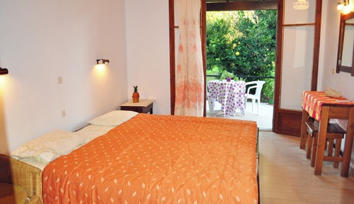Casa, 2 habitaciones, fumadores, balcón