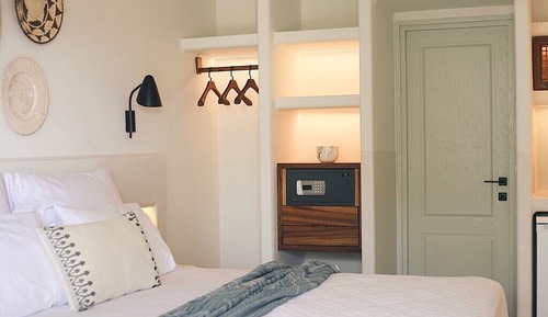 Estudio, 1 cama de matrimonio, vistas al jardín