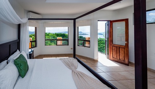 Casa, 3 habitaciones, vistas al mar