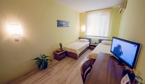 Habitación con 2 camas individuales