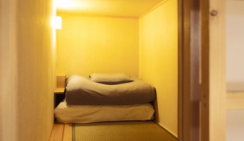 Dormitorio compartido clásico
