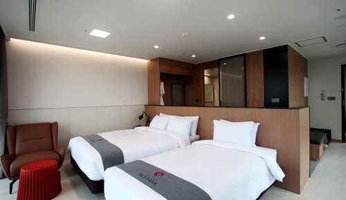 Habitación Deluxe con 2 camas individuales, en esquina