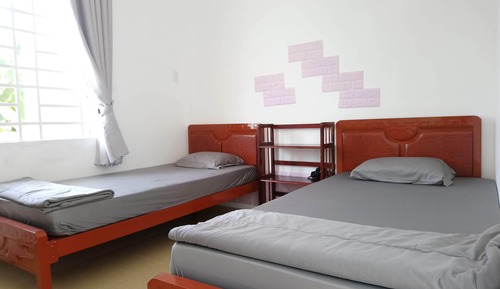 Habitación básica con 1 cama doble o 2 individuales, no fumadores