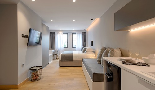 Habitación superior con 1 cama doble o 2 individuales