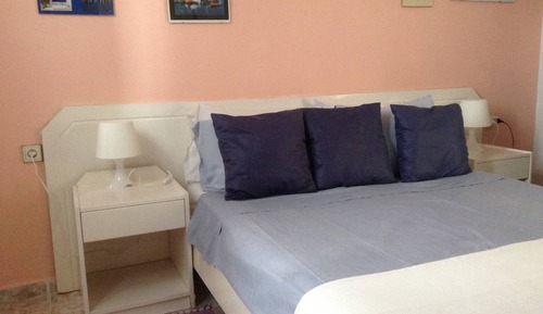 Apartamento, 1 habitación, balcón, vistas al jardín