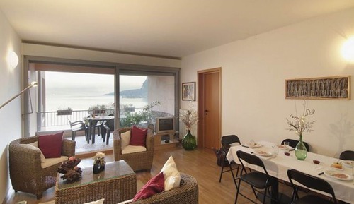 Apartamento familiar, 2 habitaciones, 2 baños, junto a la montaña (Gaeta 'Splendid Lake')