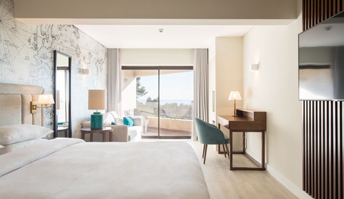 Habitación Deluxe, 1 cama de matrimonio con sofá cama, no fumadores, vistas a la piscina