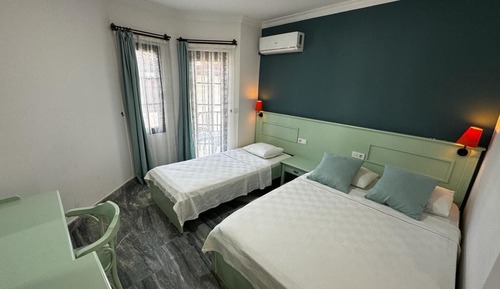 Habitación triple básica