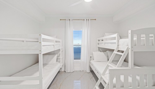 Apartamento, 2 habitaciones, balcón, vistas al mar (1702)