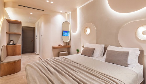 Junior Suite with Outdoor Hot Tub