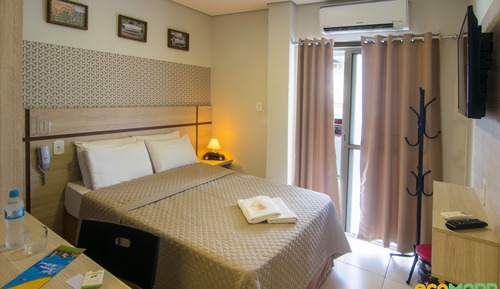 Habitación Confort con 1 cama doble o 2 individuales
