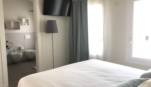 Habitación clásica con 1 cama doble o 2 individuales