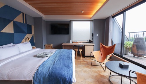 Habitación superior, 1 cama de matrimonio grande, no fumadores, terraza (C/901)