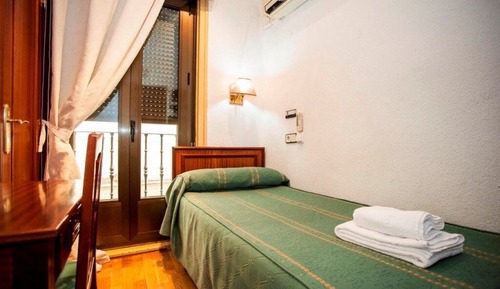 Habitación individual, baño privado