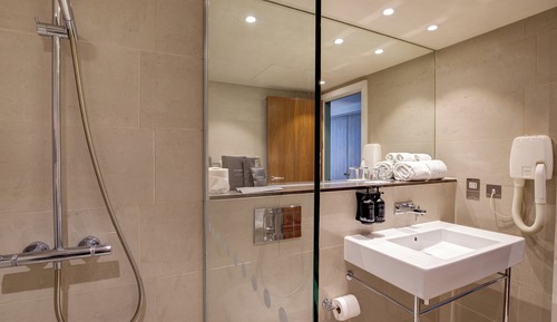 Habitación con 1 cama doble o 2 individuales