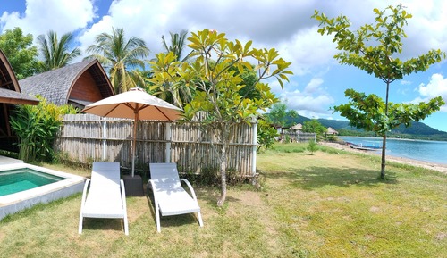 Suite exclusiva, 1 cama de matrimonio grande, piscina privada, frente al mar