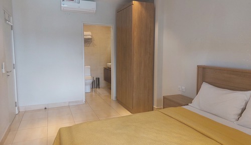 Apartamento Confort, 1 cama de matrimonio, no fumadores, vistas a la piscina (C5)