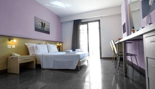 Habitación cuádruple, vistas a la montaña