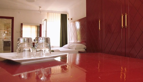 Suite, Terrace
