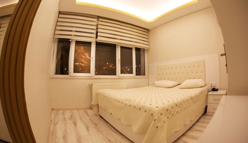 Habitación estándar doble, 1 cama de matrimonio, vistas a la ciudad