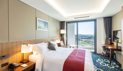 [KTO Visit Korea Giveaway] Deluxe Double Room