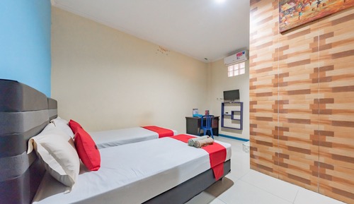 Habitación con 2 camas individuales