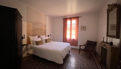 Suite, baño privado, vistas a la piscina (SIRIUS)