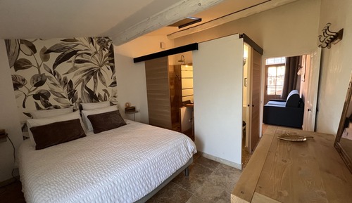 Suite Confort, baño privado, vistas al jardín (ALTAÏR)