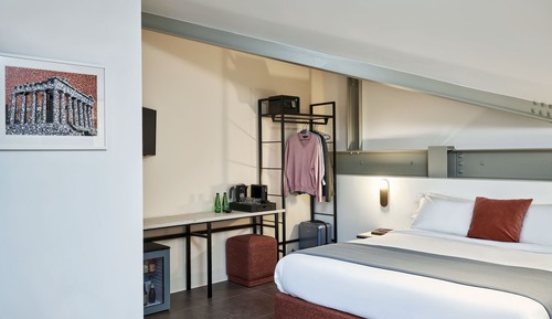 Loft, Terrace