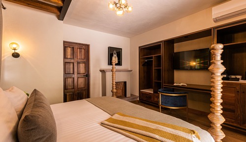 Habitación clásica (YEI)